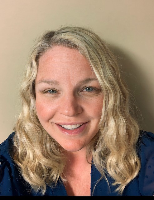 Kerry Evans headshot